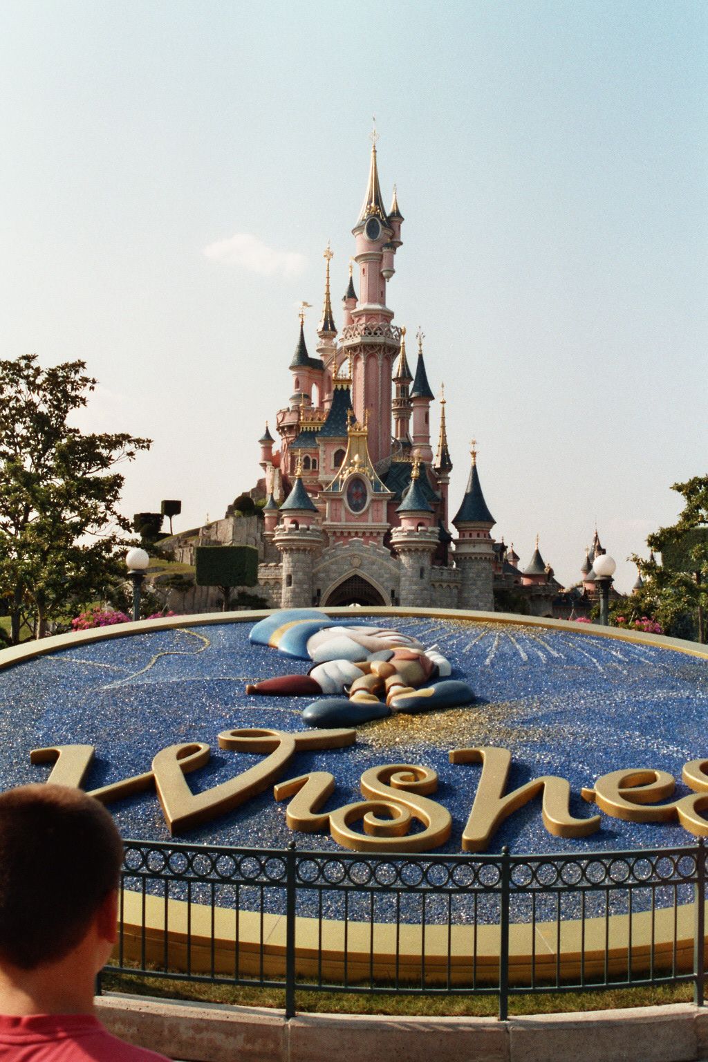 Disneyland_Paris_Schloss.jpg